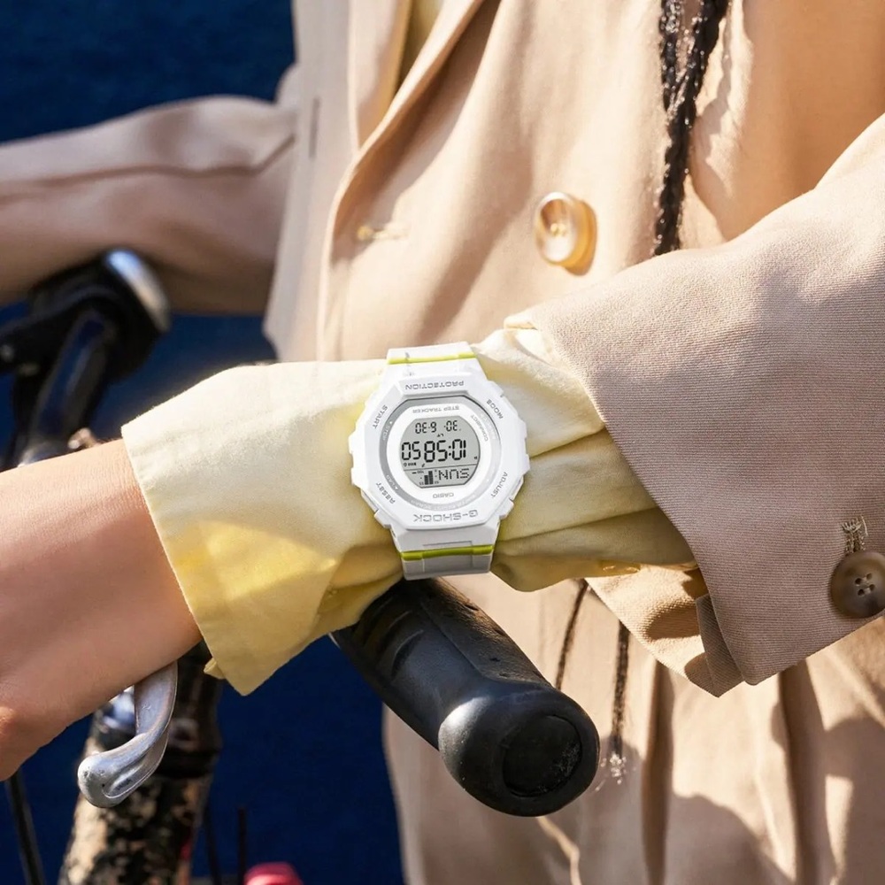 G-SHOCK Move White Women's Watch - Picture 2 of 6